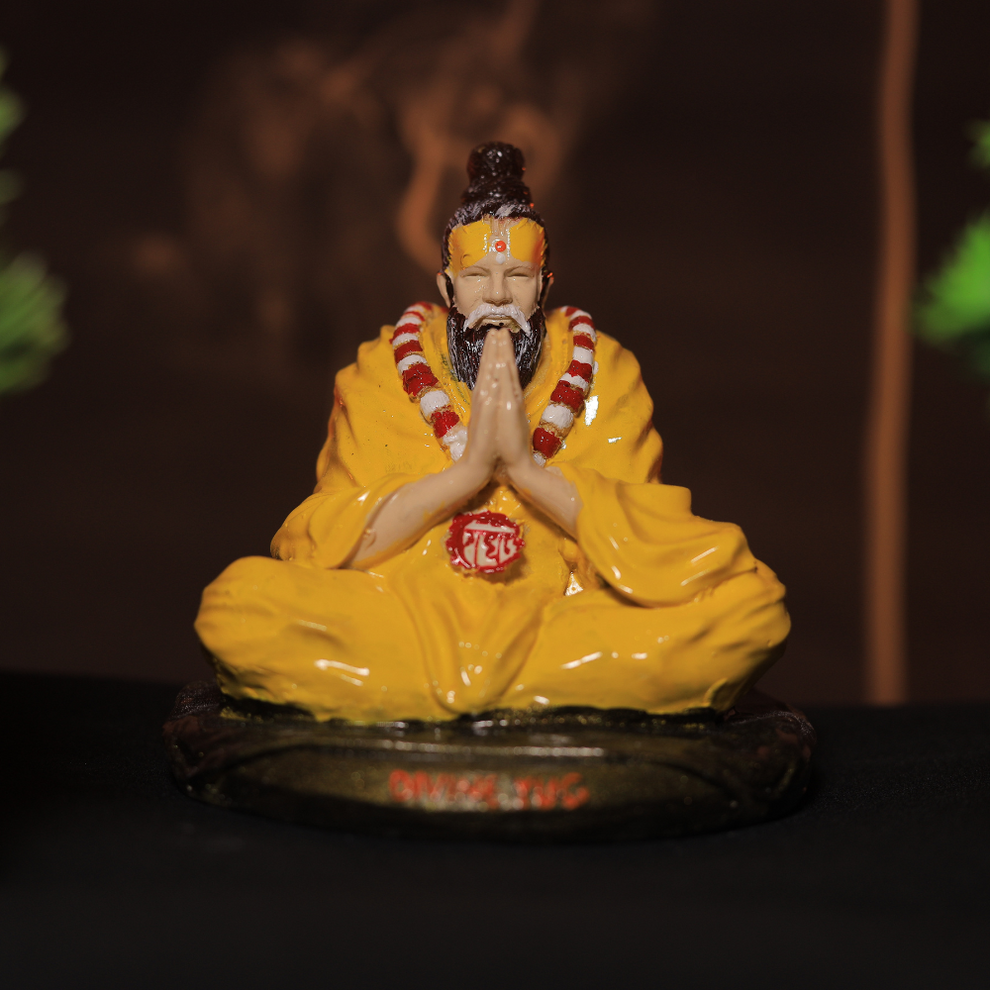 Premanand Ji Maharaj Idol – Handcrafted Resin Statue